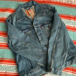 Levi’s trucker jacket - NWT